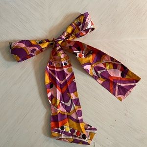 Vtg Multicolored Scarf